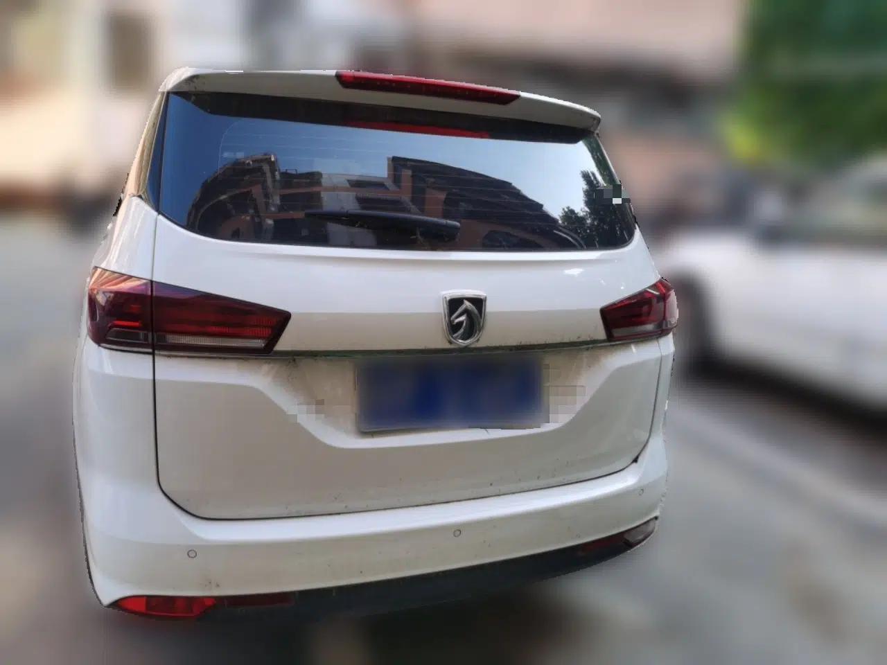 Baojun 360 2019 Revised Version 1.5L Manual Luxury Edition China VI — миниатюра 5