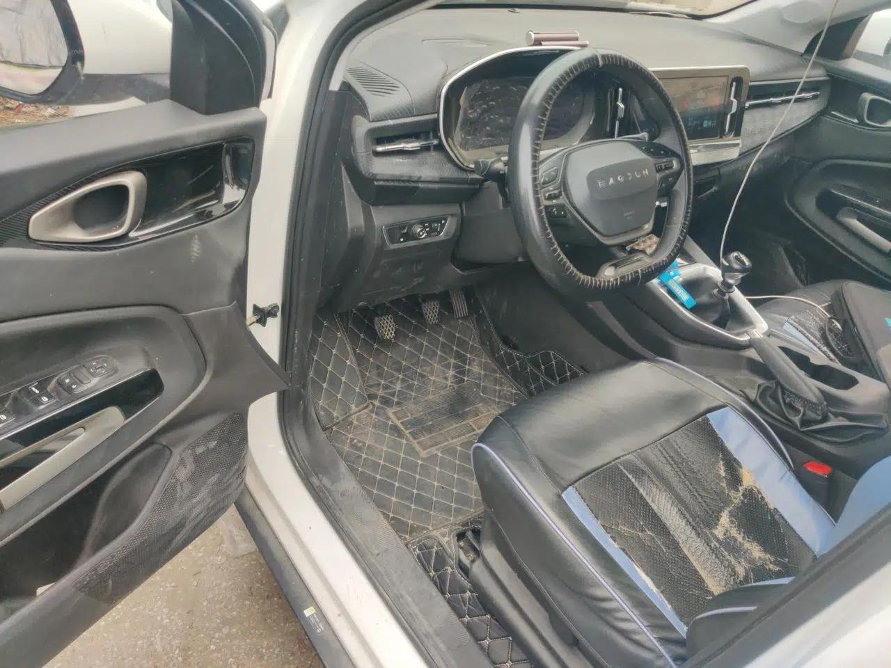 Baojun RM-5 2019 1.5L Manual Elite Edition with 24-hour Online Service 5 Seats — миниатюра 16