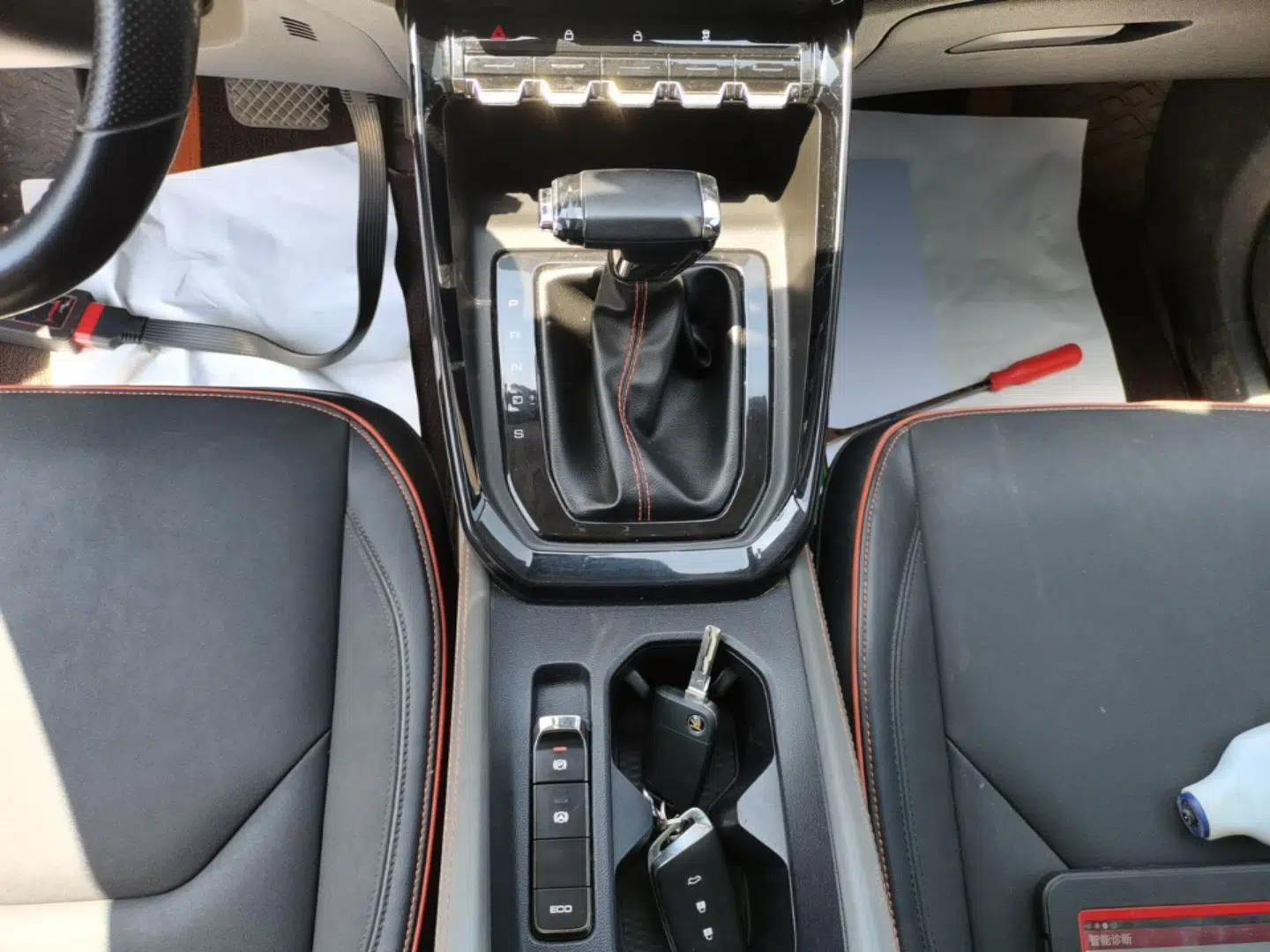 Baojun RS-3 2020 1.5L CVT 24-Hour Online Luxury Edition — миниатюра 16