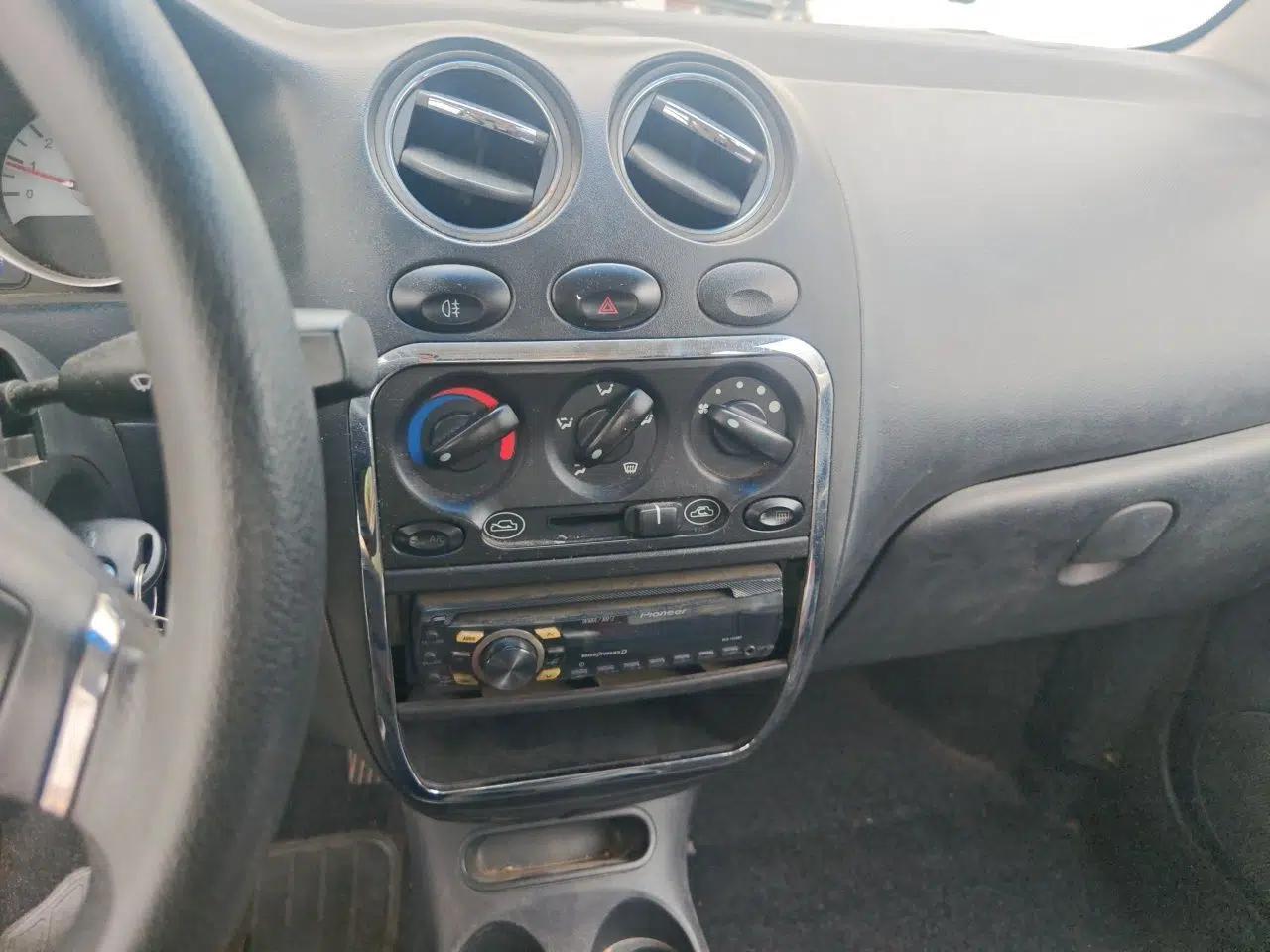 Baojun Lechi 2010 1.2L Sport Edition Dynamic Version — миниатюра 13