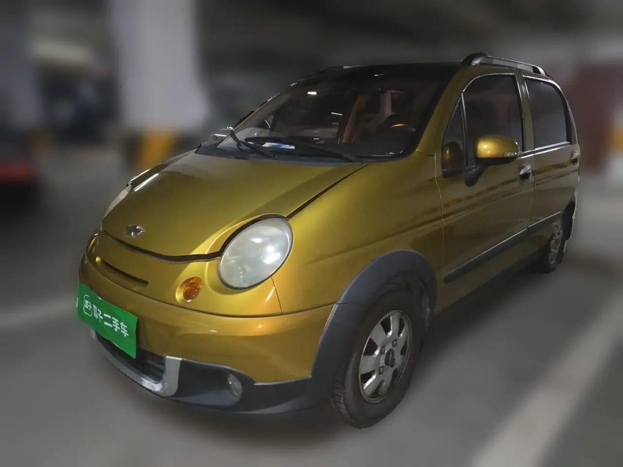 Baojun Lechi 2010 1.2L manual fashion version — миниатюра 1