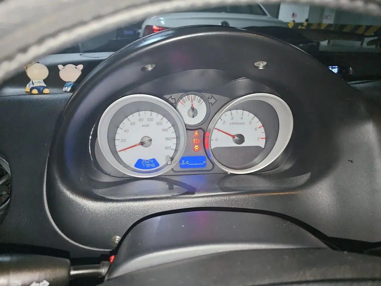 Baojun Lechi 2010 1.2L manual fashion version — миниатюра 11