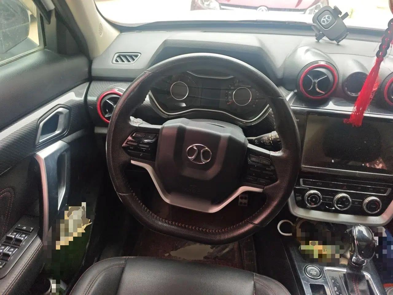 BAIC Off-Road BJ20 2016 1.5T CVT Luxury Model — миниатюра 10