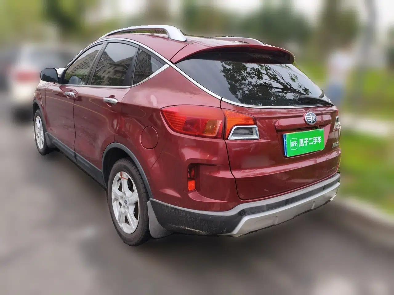 Bestune X80 2013 2.0L automatic luxury version — миниатюра 4