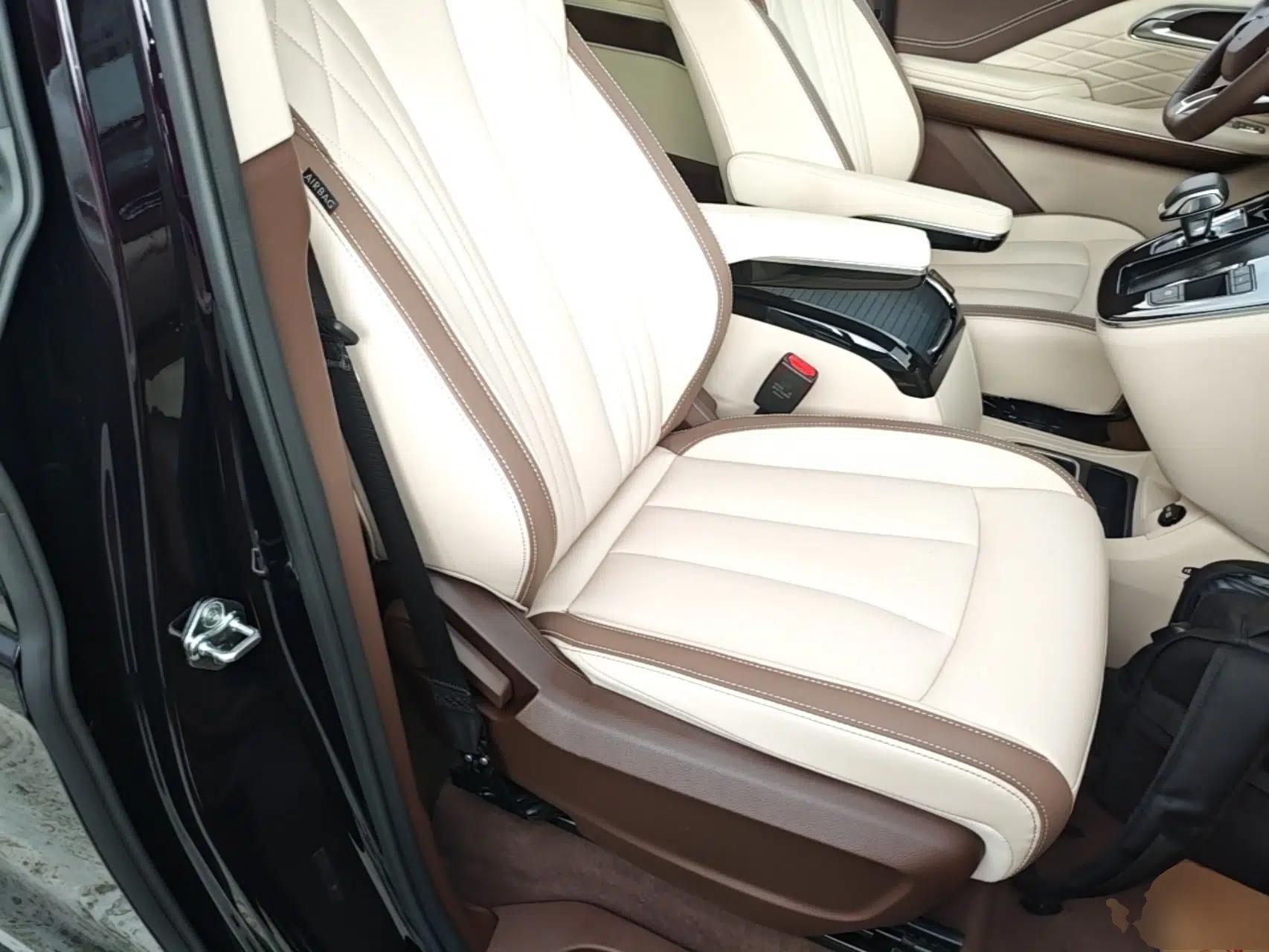 Bestune M9 2023 2.0T Ultimate Edition — миниатюра 19
