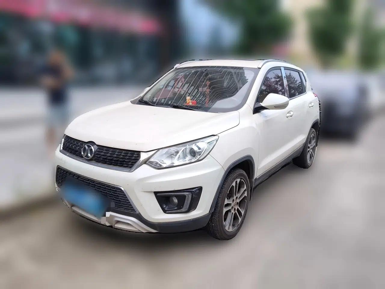 BAIC Senova X35 2016 1.5L Manual Luxury Edition — миниатюра 1