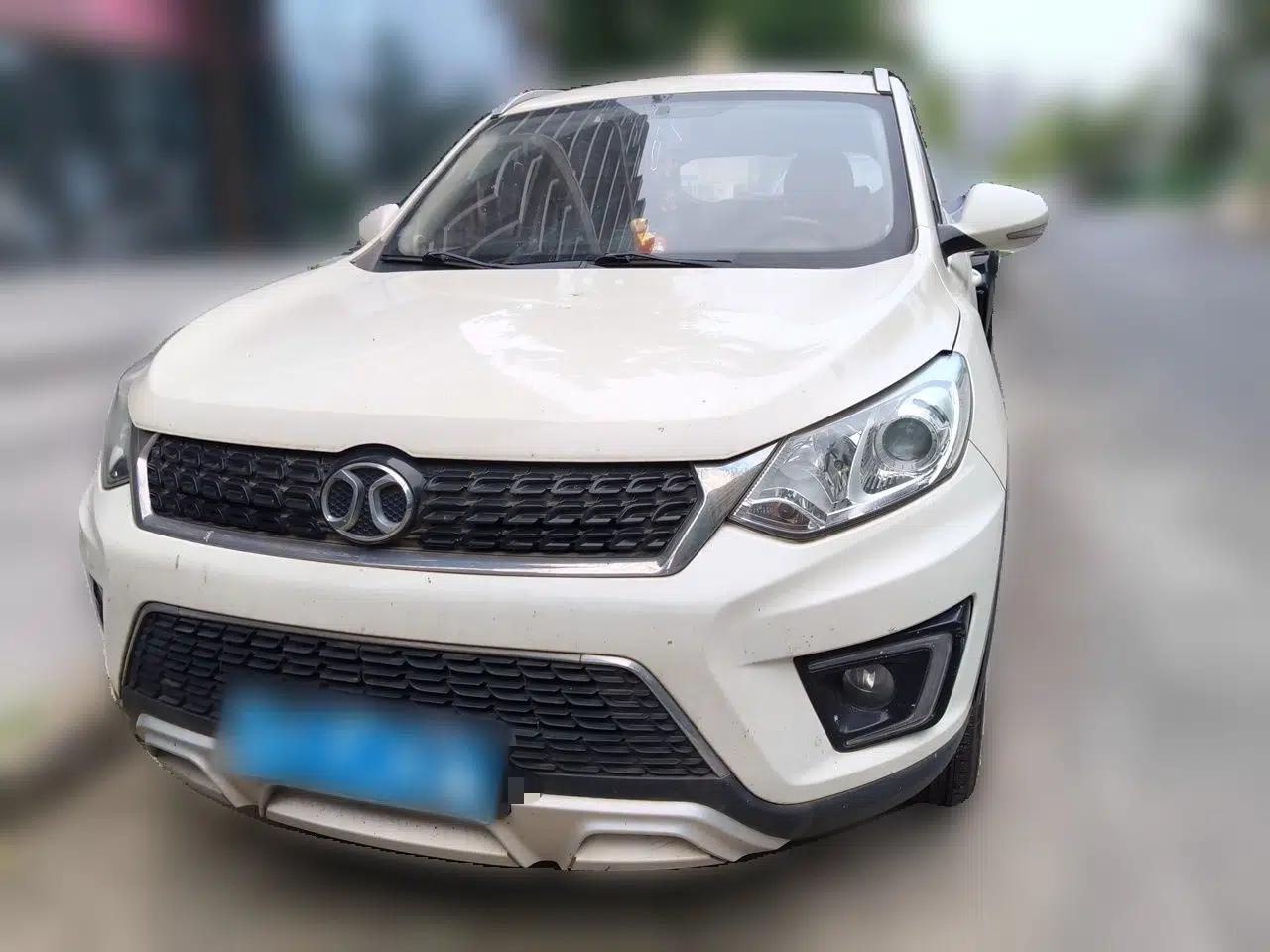 BAIC Senova X35 2016 1.5L Manual Luxury Edition — миниатюра 2