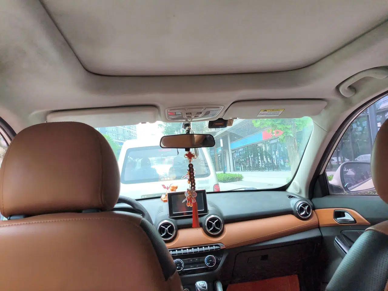 BAIC Senova X35 2016 1.5L Manual Luxury Edition — миниатюра 18