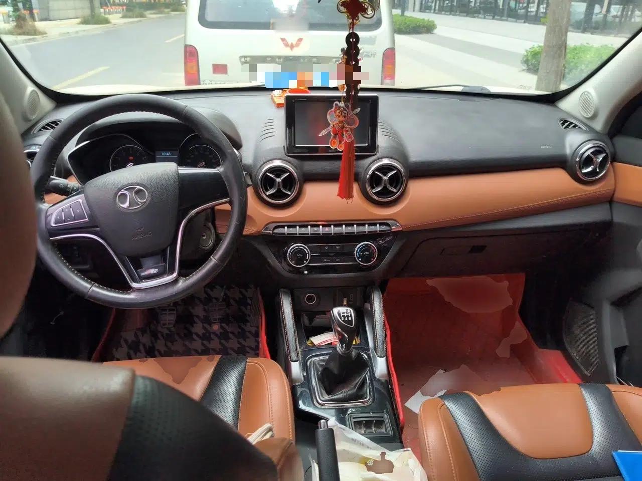 BAIC Senova X35 2016 1.5L Manual Luxury Edition — миниатюра 9