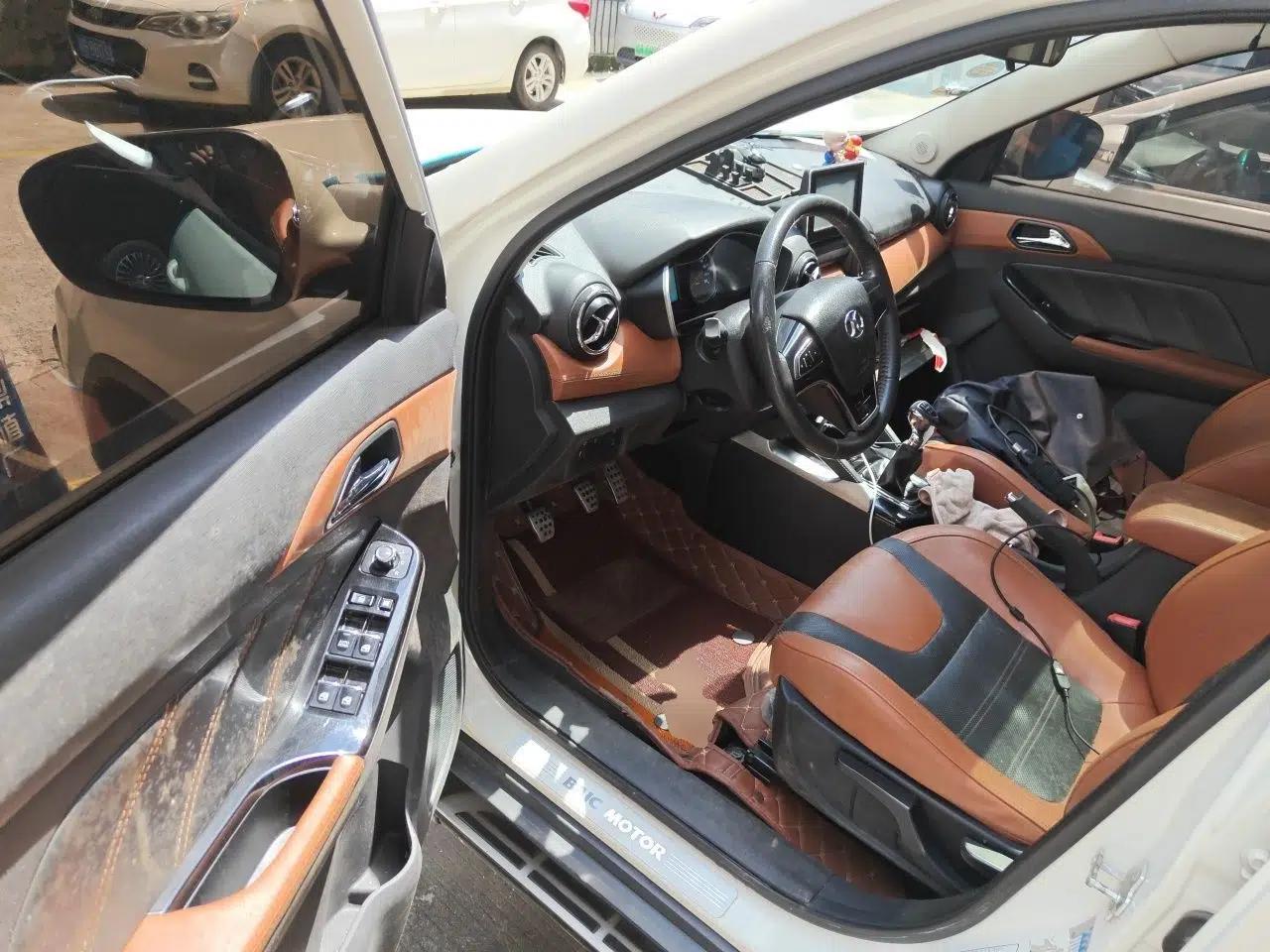 BAIC Senova X35 2016 1.5L Manual Elite Edition — миниатюра 16