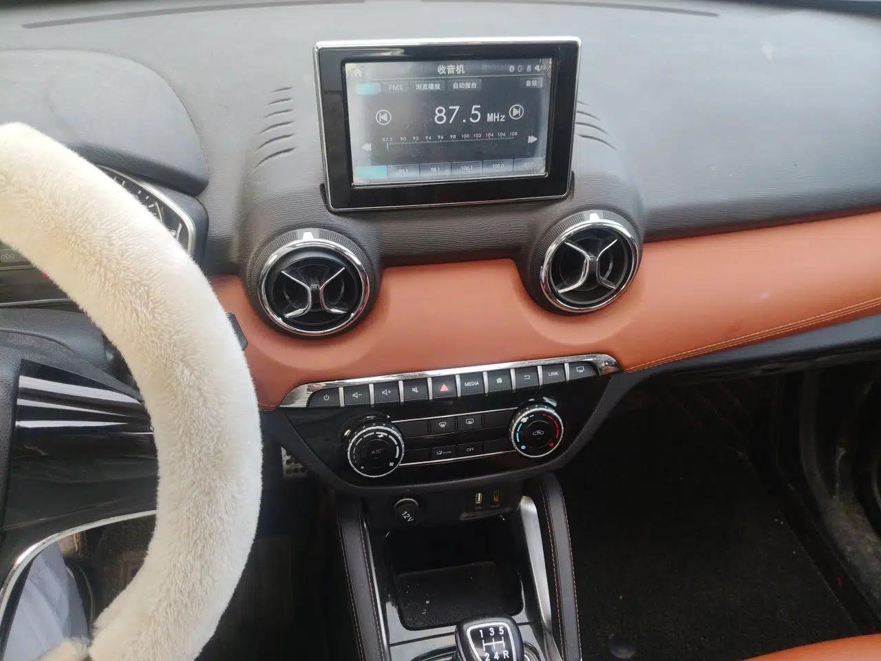 BAIC Senova X35 2016 1.5L Manual Luxury Edition — миниатюра 13