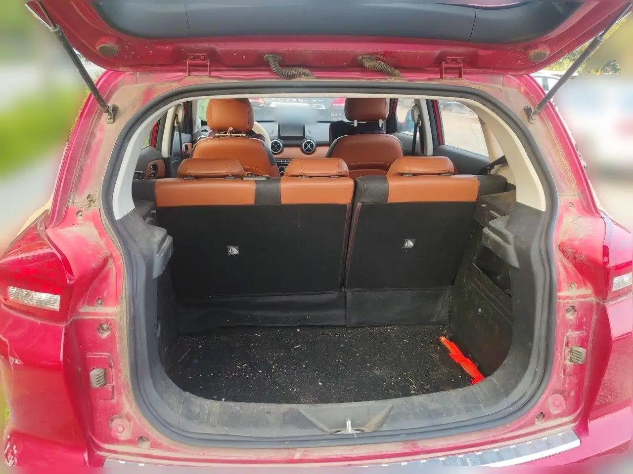 BAIC Senova X35 2016 1.5L Manual Luxury Edition — миниатюра 19