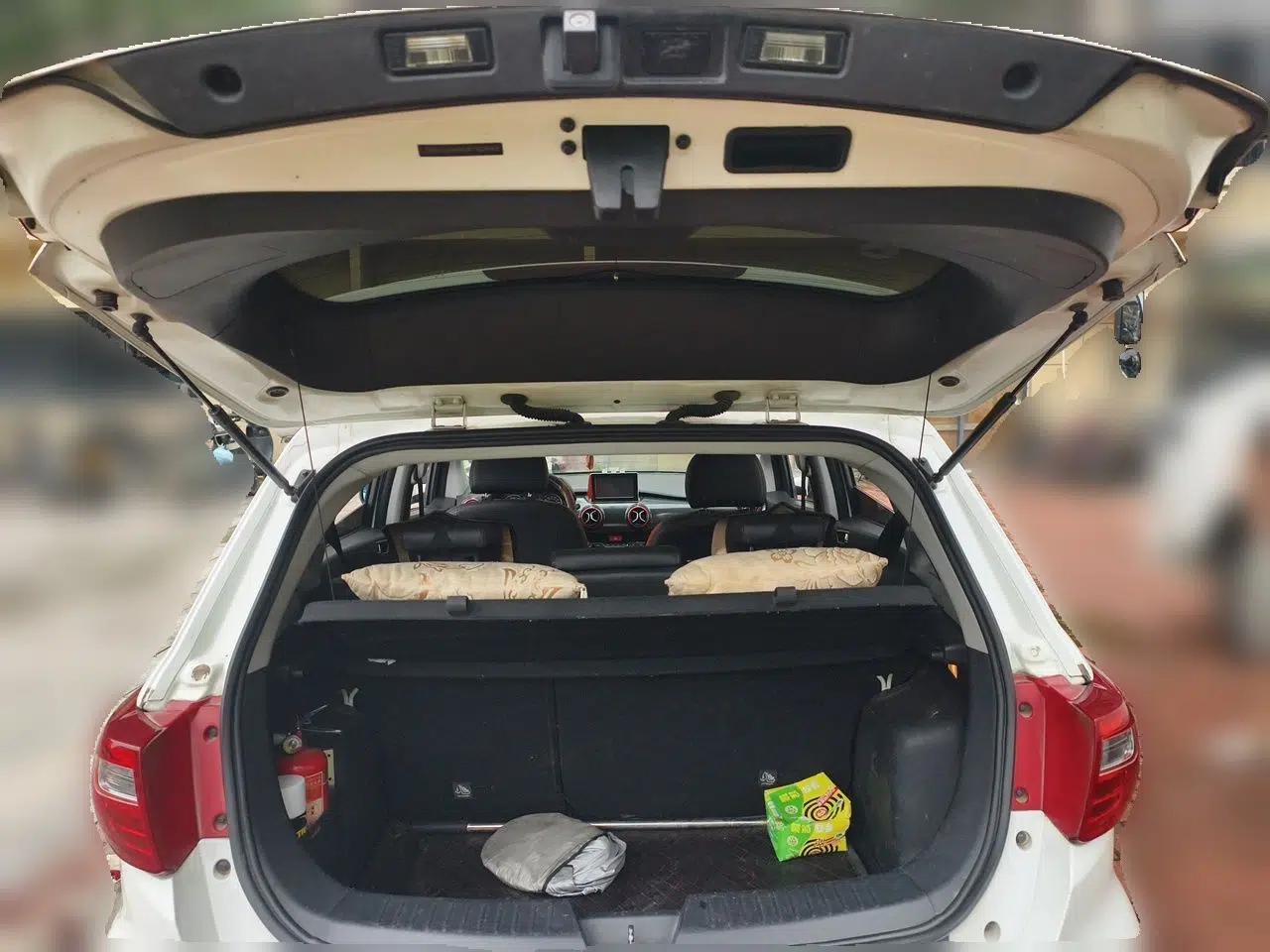 BAIC Senova X25 2015 1.5L Automatic Elite Model — миниатюра 19