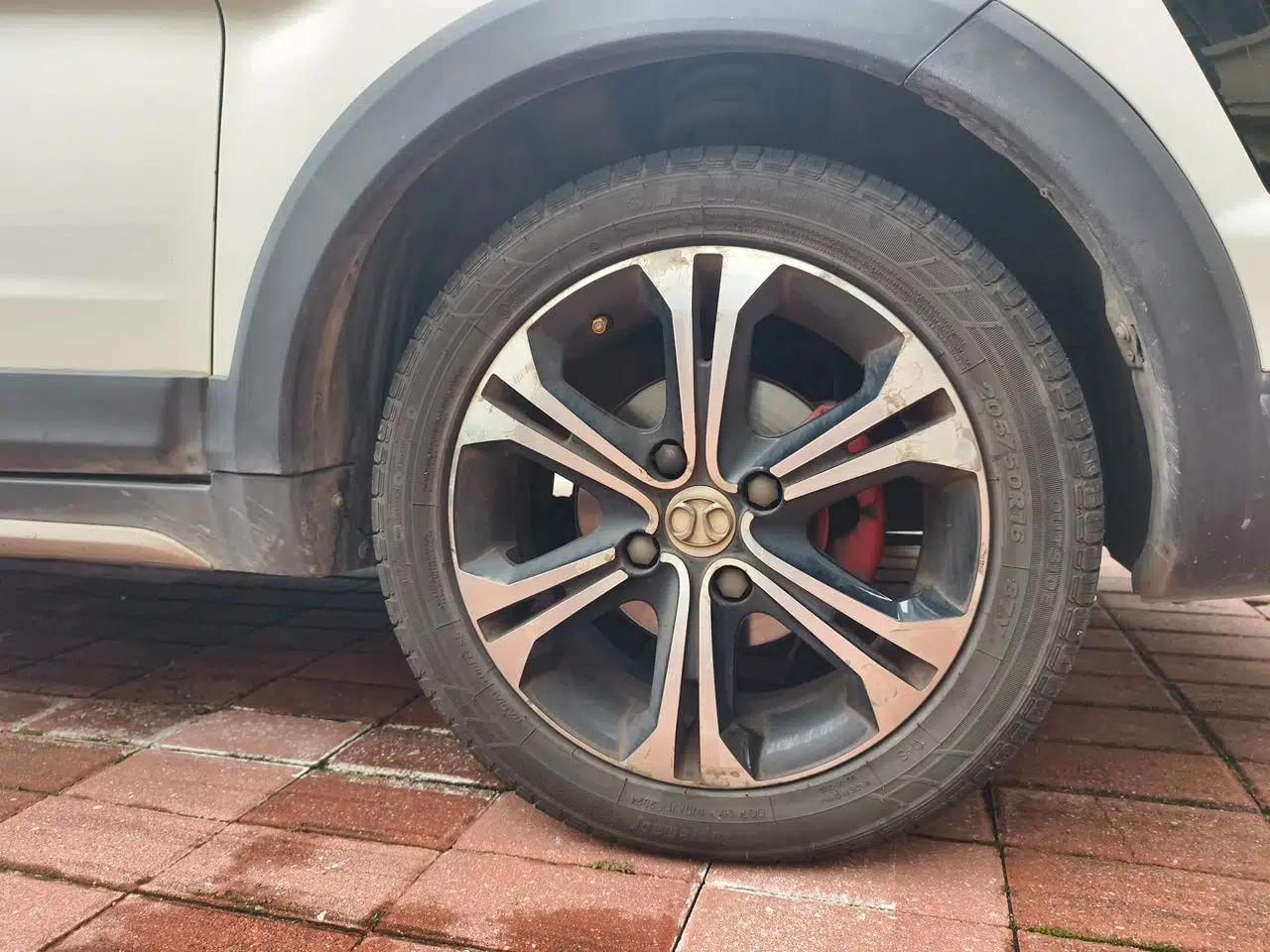 BAIC Senova X25 2015 1.5L Automatic Elite Model — миниатюра 8