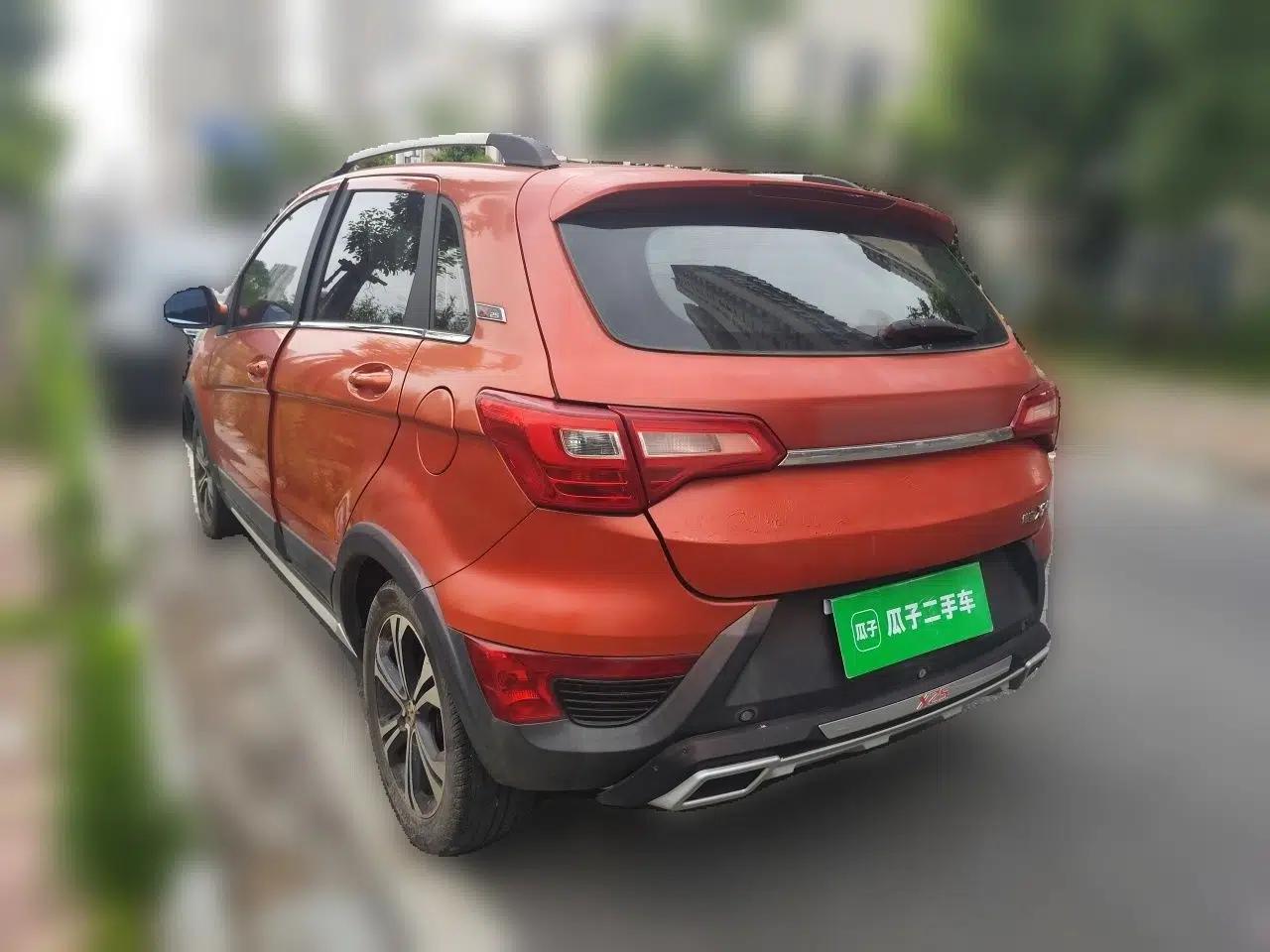 BAIC Senova X25 2015 1.5L Automatic Elite Model — миниатюра 4