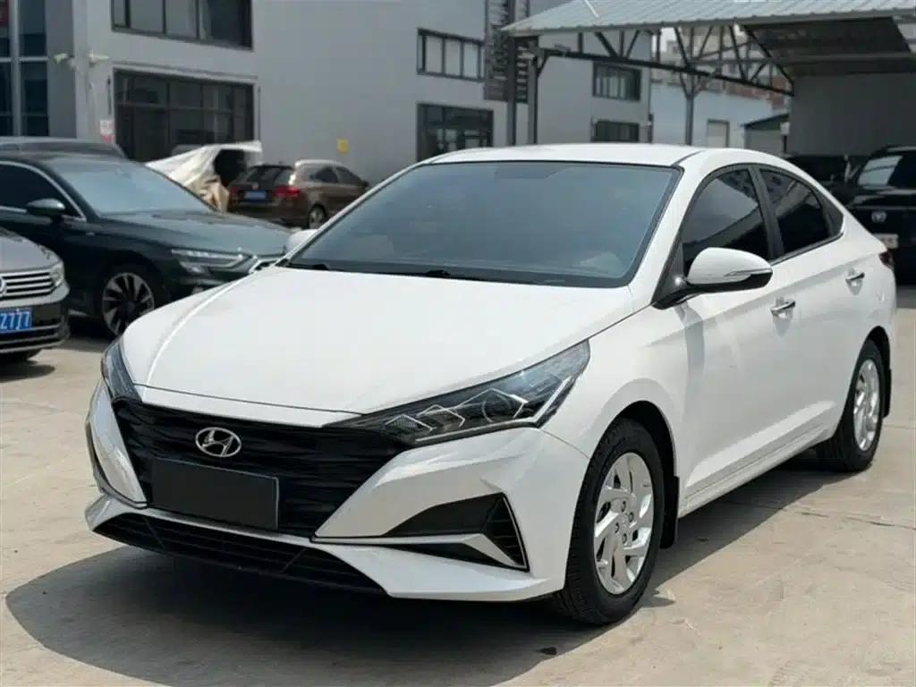 2020 Hyundai Verna 1.4L Manual GLS Cool Edition — миниатюра 2