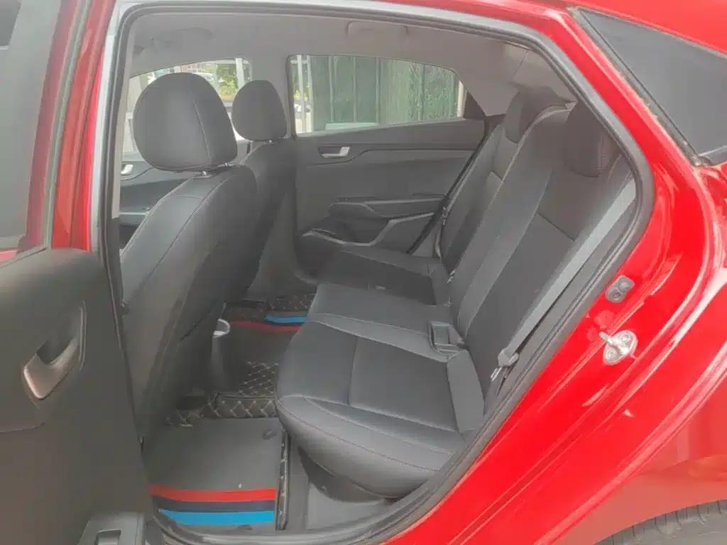 2016 Hyundai Verna 1.4L Manual GLS Cool Edition — миниатюра 17