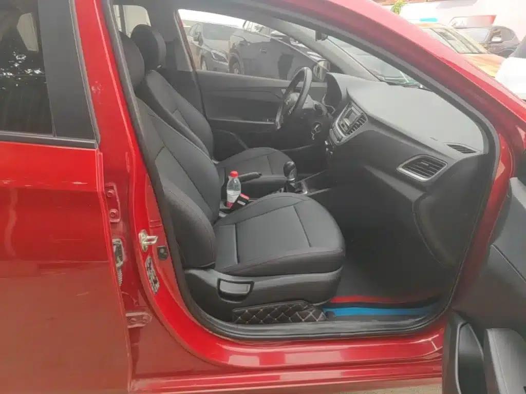 2016 Hyundai Verna 1.4L Manual GLS Cool Edition — миниатюра 25