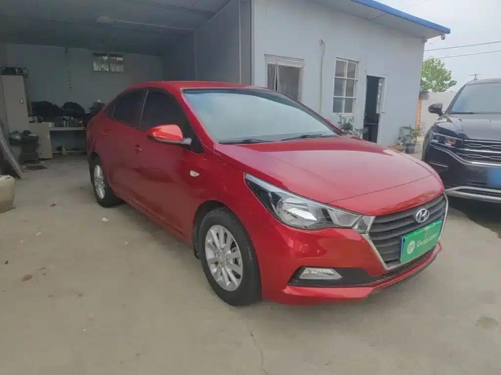 2016 Hyundai Verna 1.4L Manual GLS Cool Edition — миниатюра 4