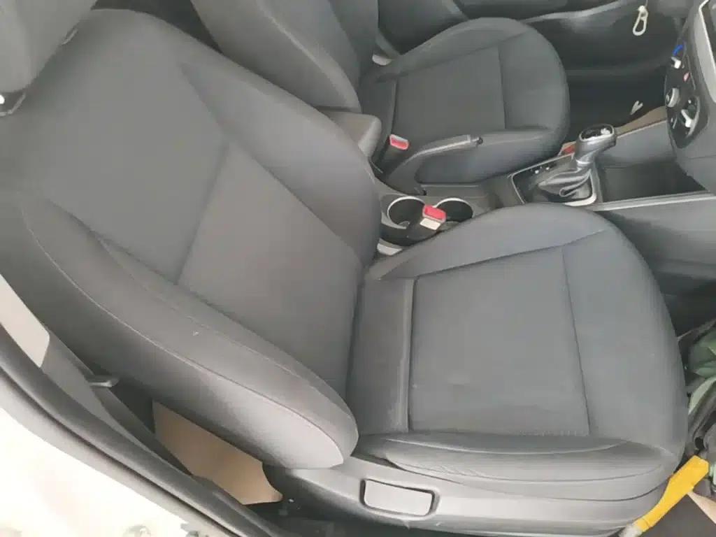 2016 Hyundai Verna 1.4L Automatic GLS (Cool Edition) — миниатюра 25