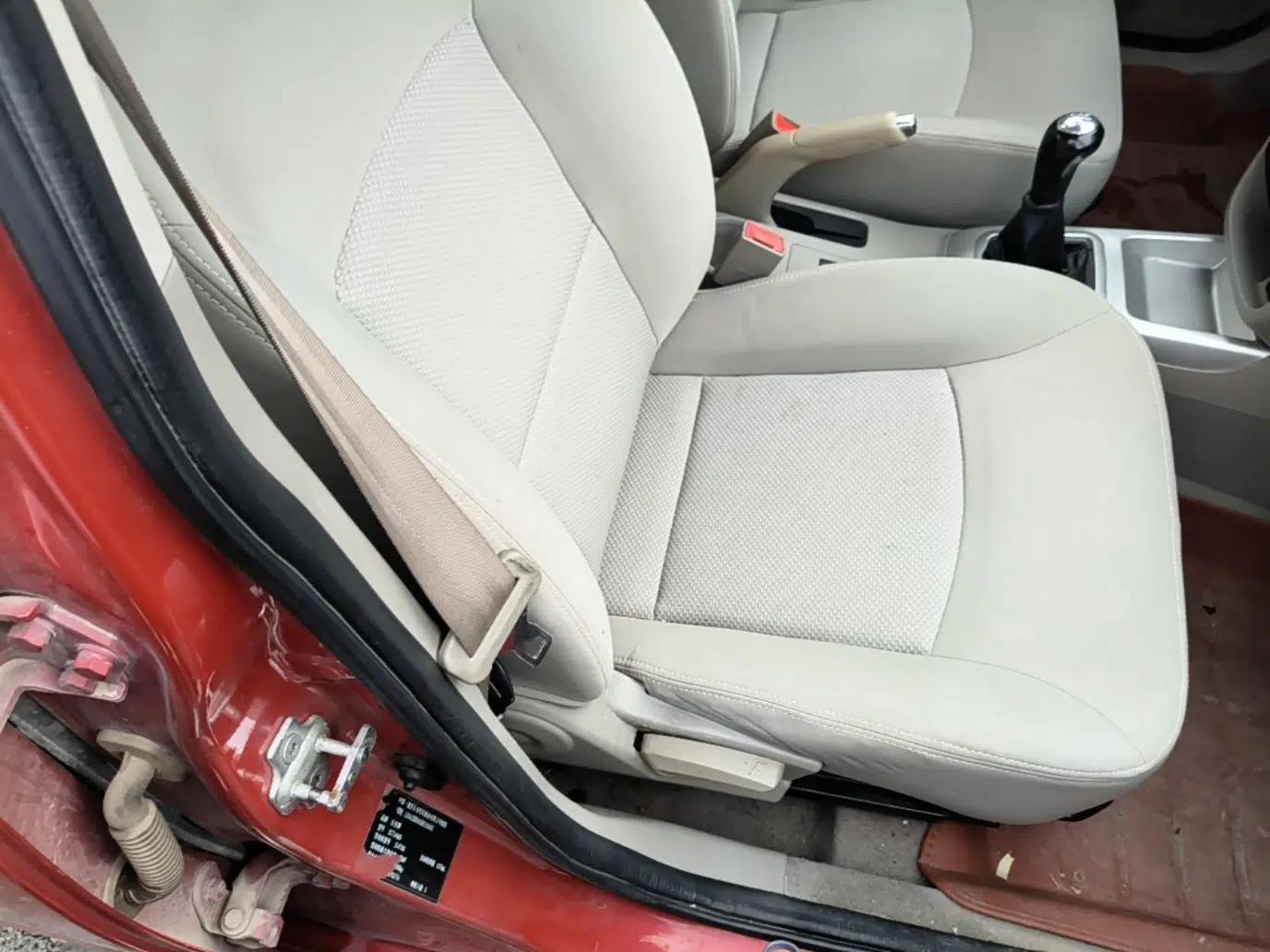 CHANGAN Alsvin V3 2015 1.4L Manual Meiruan Model China V Standard — миниатюра 24
