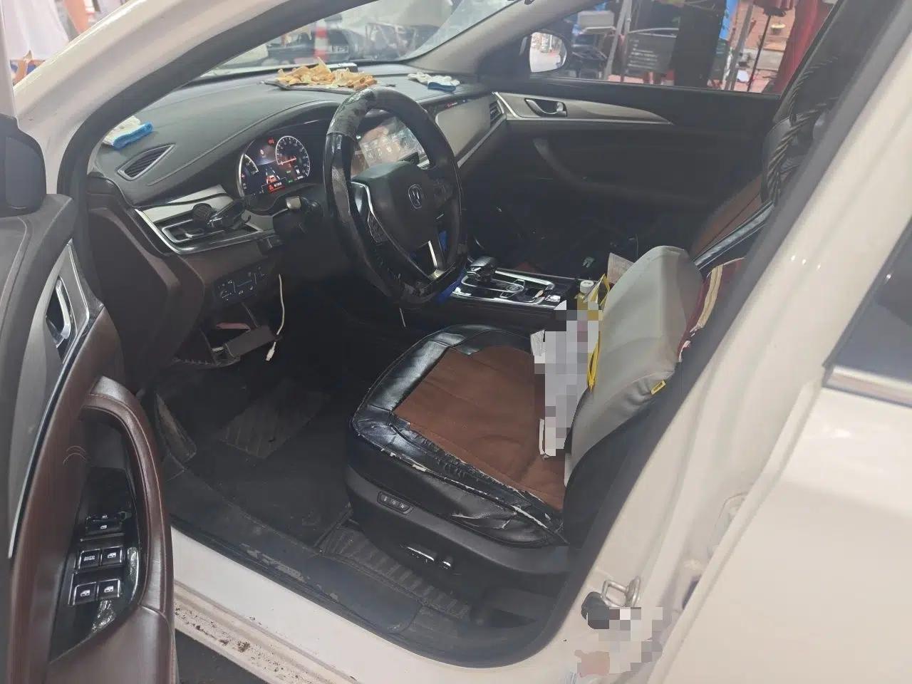 CHANGAN Eado New Energy 2019 EV460 Smart Edition — миниатюра 16