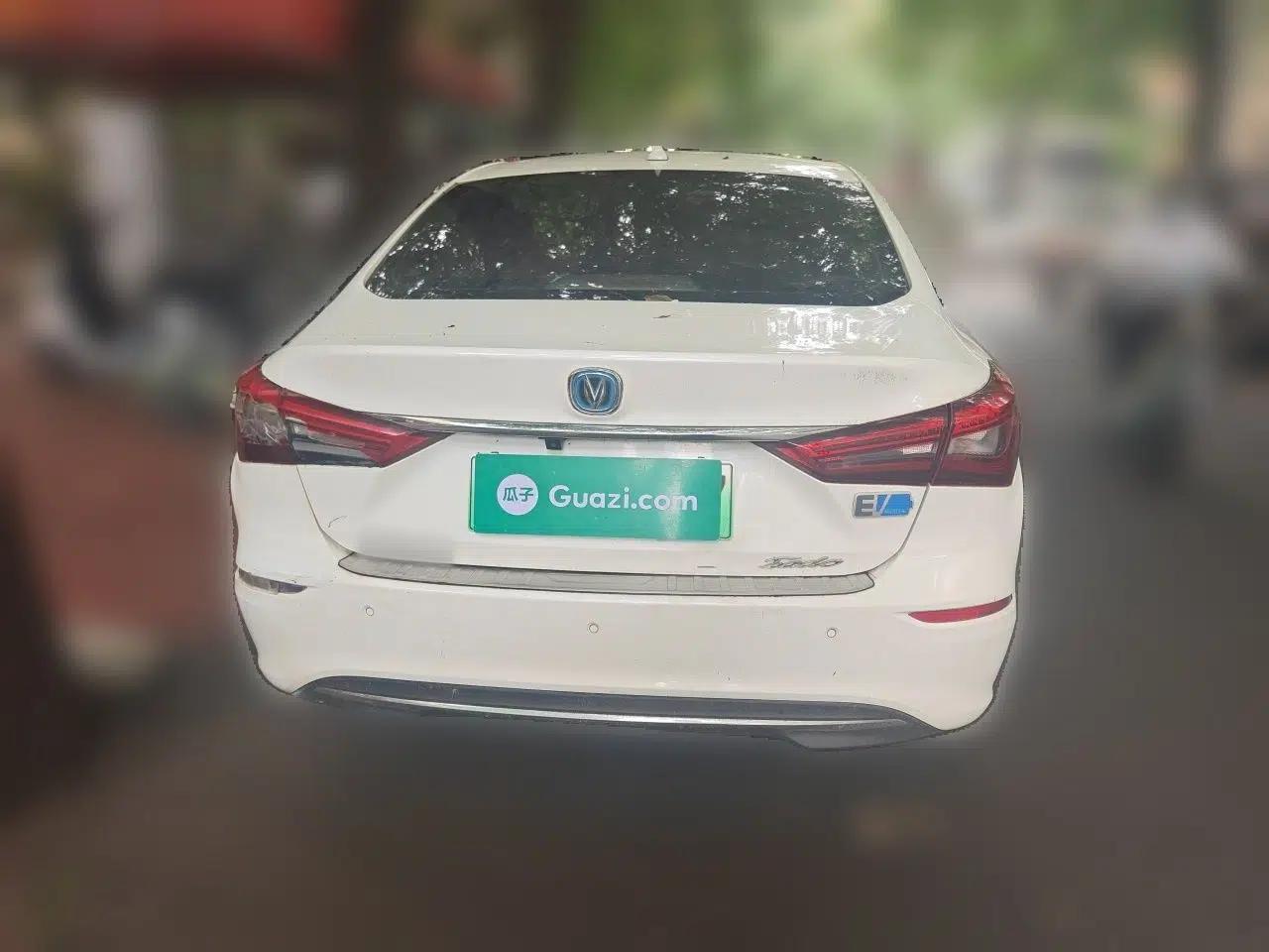 CHANGAN Eado New Energy 2019 EV460 Smart Edition — миниатюра 5