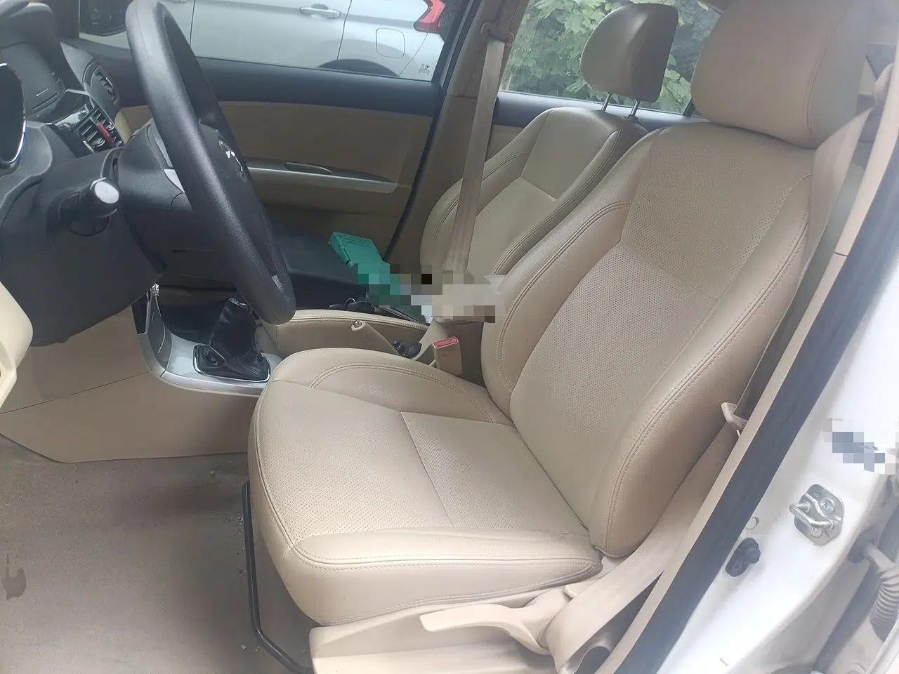 Great Wall C30 2013 1.5L Manual Luxury Model — миниатюра 15