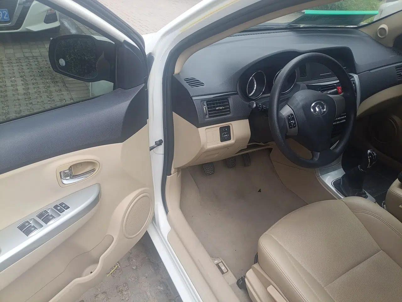 Great Wall C30 2013 1.5L Manual Luxury Model — миниатюра 16