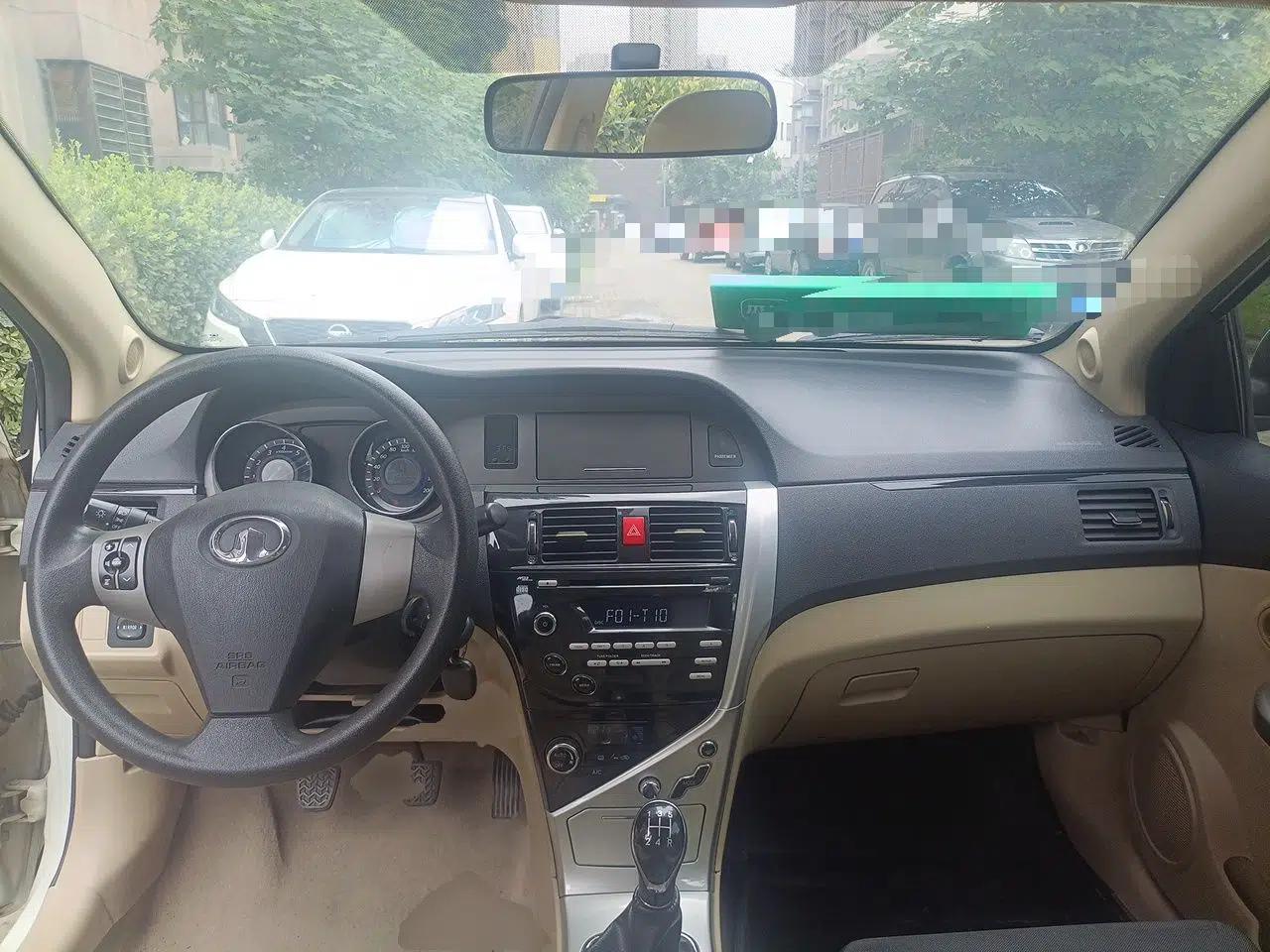 Great Wall C30 2013 1.5L Manual Luxury Model — миниатюра 9