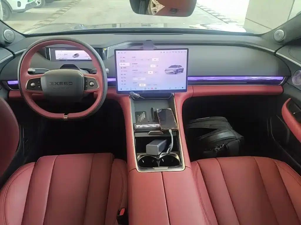 Exeed ES 2025 Range Extender Pro Highway Assist Driving — миниатюра 10