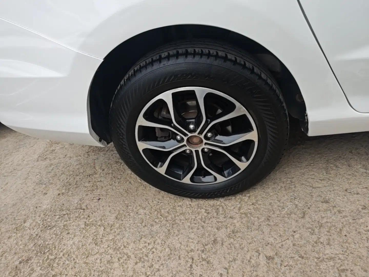 CHANGAN KAICHENG Oushang A600 2016 1.5L Manual Luxury 7-Seater — миниатюра 11