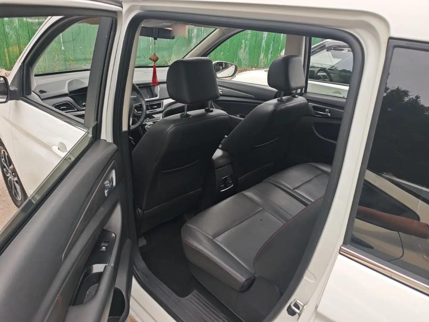 CHANGAN KAICHENG Oushang A600 2016 1.5L Manual Luxury 7-Seater — миниатюра 20
