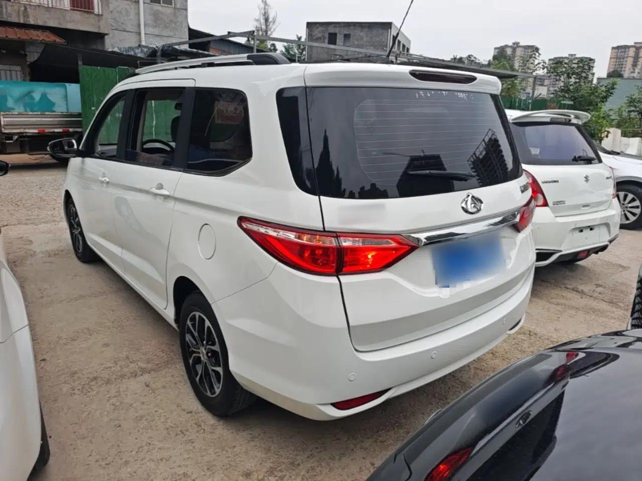 CHANGAN KAICHENG Oushang A600 2016 1.5L Manual Luxury 7-Seater — миниатюра 4