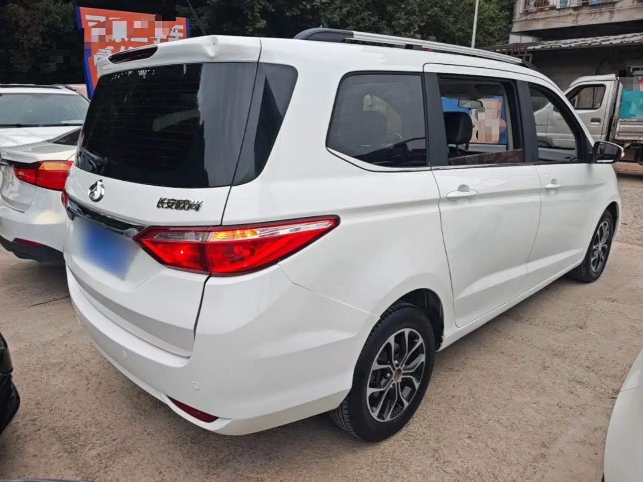 CHANGAN KAICHENG Oushang A600 2016 1.5L Manual Luxury 7-Seater — миниатюра 6