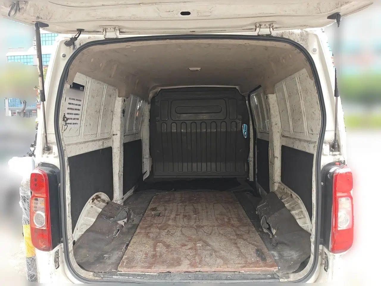 CHANGAN KAICHENG Ruixing EM60 2021 Pure Electric Van Transporter 60kW — миниатюра 19