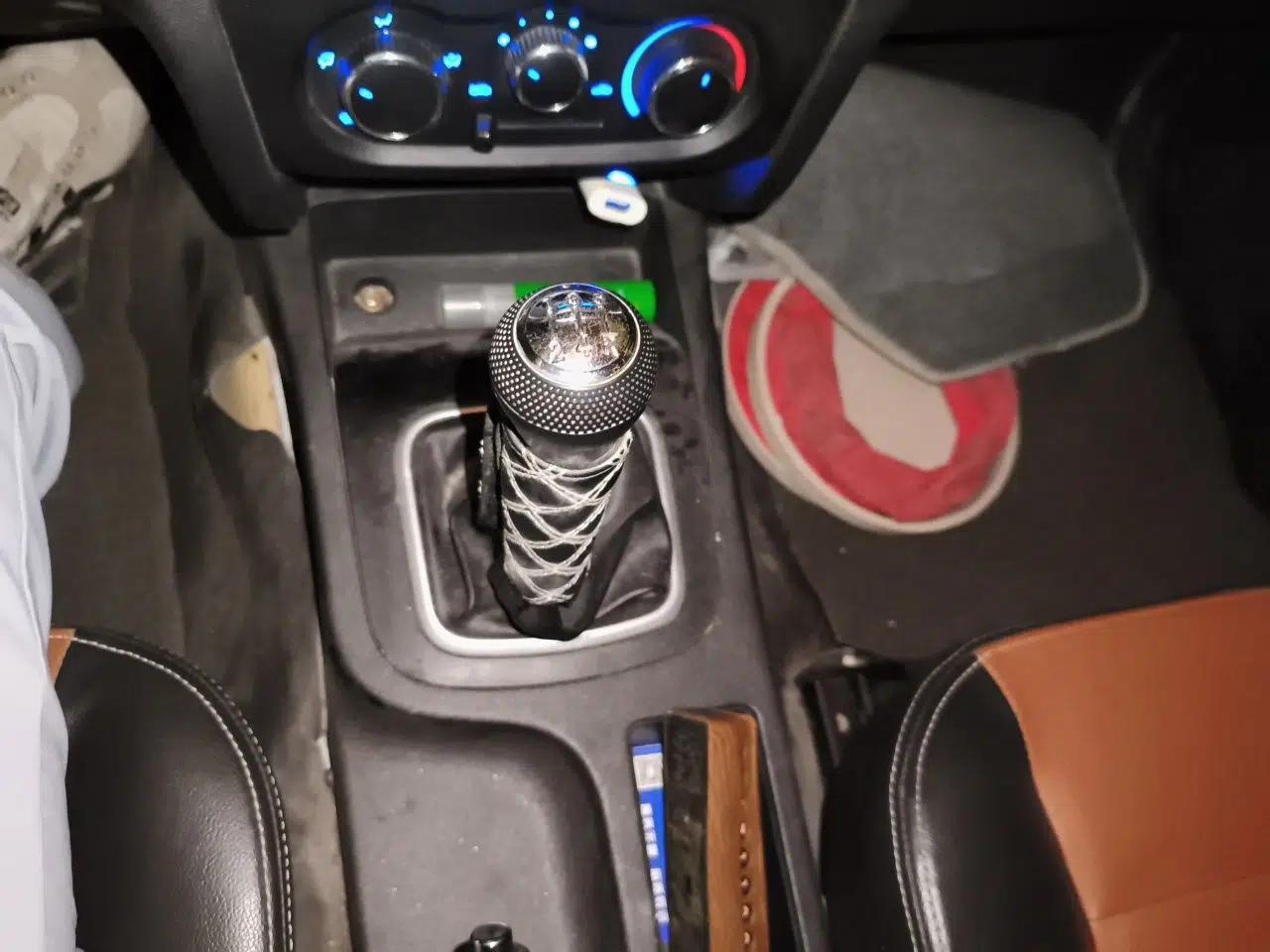 CHANGAN KAICHENG Shenqi F30 2018 1.5L Elite Edition Short Wheelbase DAM15L — миниатюра 14