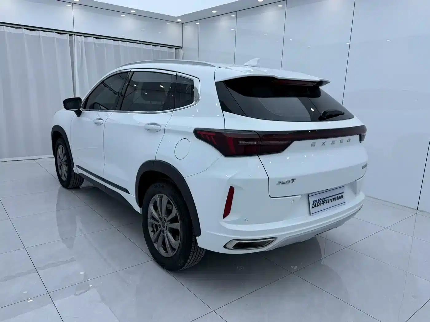 Star Chaser 2022 Wind Chaser Edition 1.5T CVT Good Things Peanut Edition — миниатюра 6