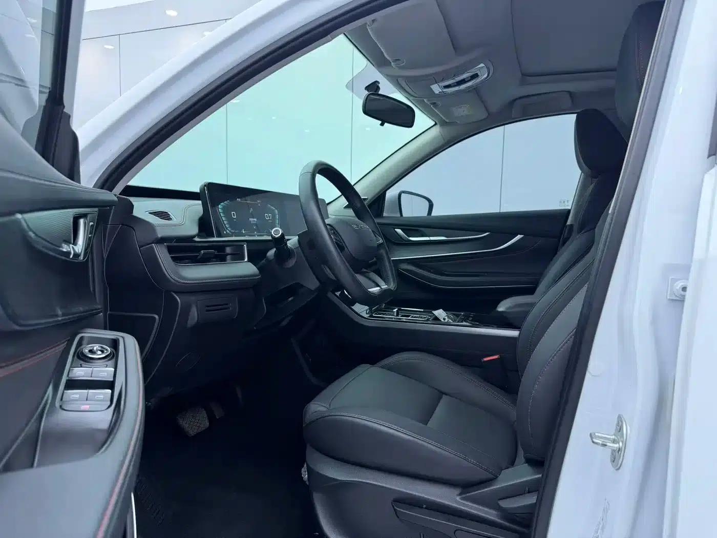Star Chaser 2022 Wind Chaser Edition 1.5T CVT Good Things Peanut Edition — миниатюра 7