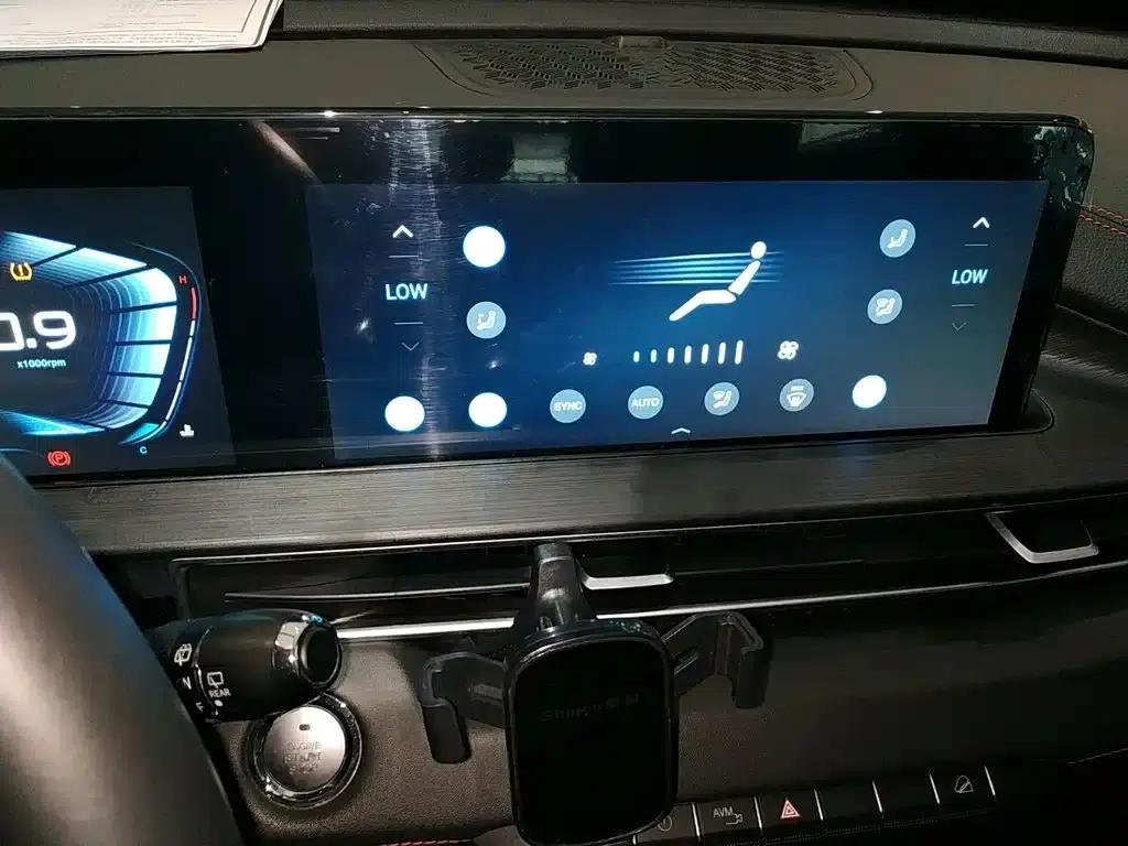 Exeed Chaser 2021 1.6T DCT Premium Edition — миниатюра 9