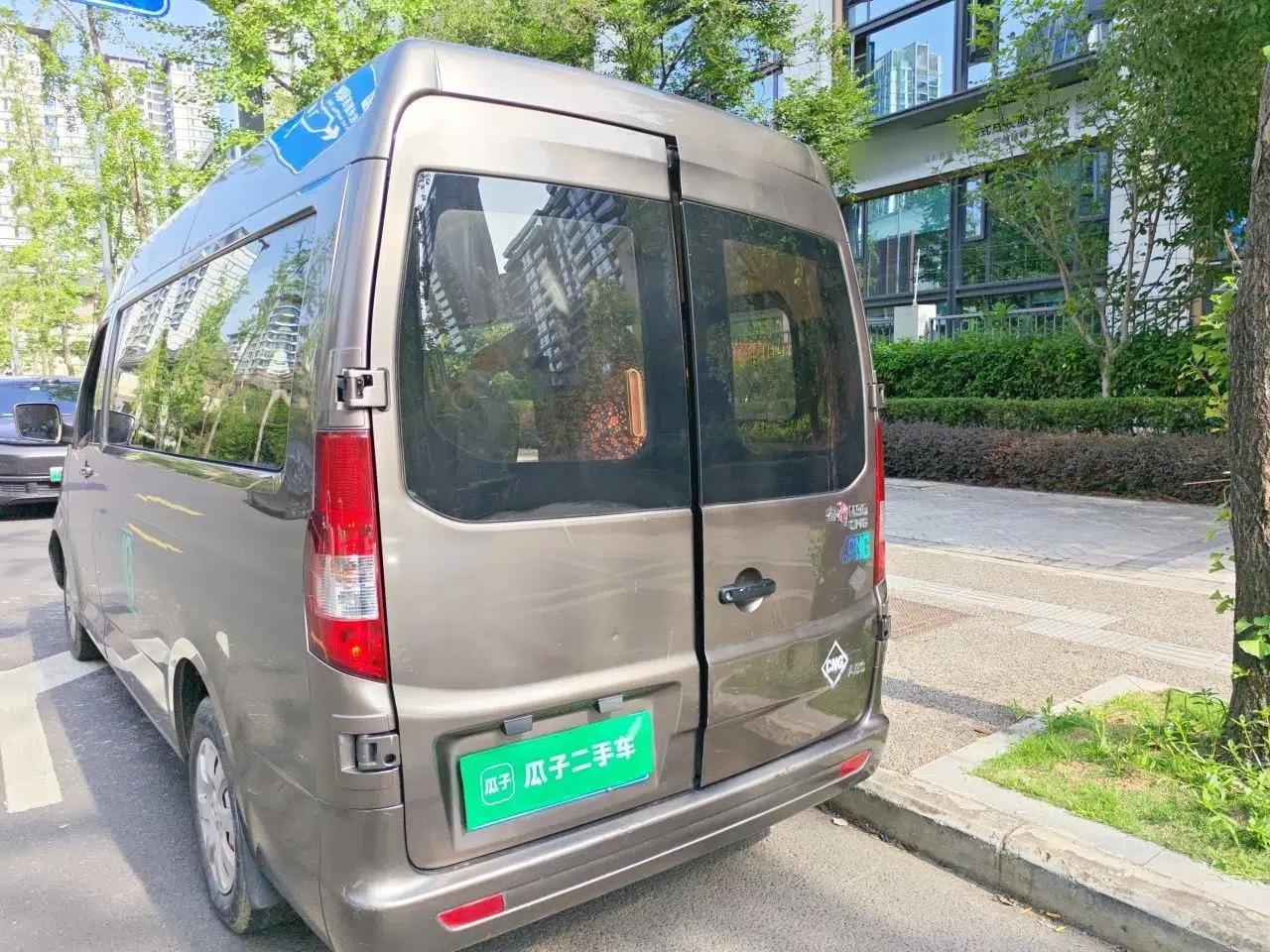 CHANGAN KAICHENG Ruixing M90 2018 2.0L Value-Added CNG High-Roof Double-Door 6-Seater 4G94S — миниатюра 4