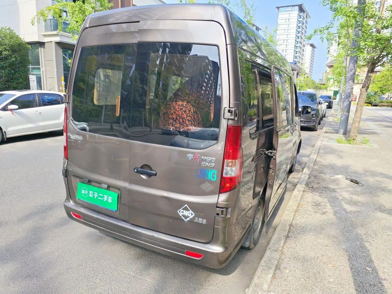 CHANGAN KAICHENG Ruixing M90 2018 2.0L Value-Added CNG High-Roof Double-Door 6-Seater 4G94S — миниатюра 6