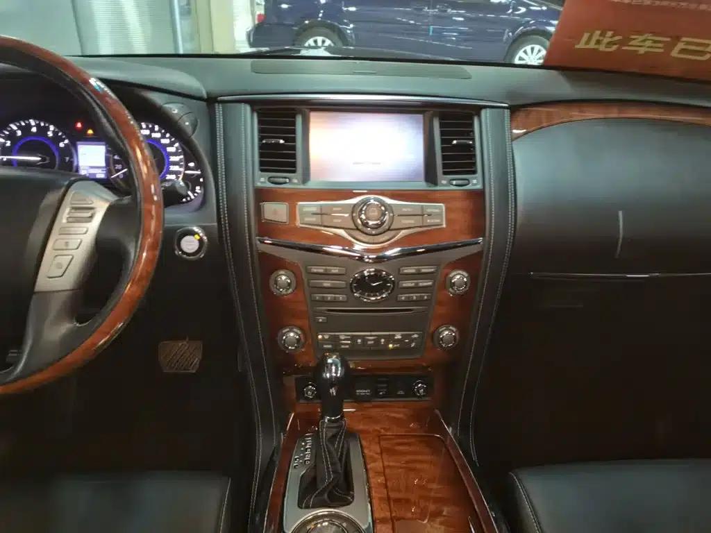 Infiniti QX80 2013 5.6L 4WD — миниатюра 13