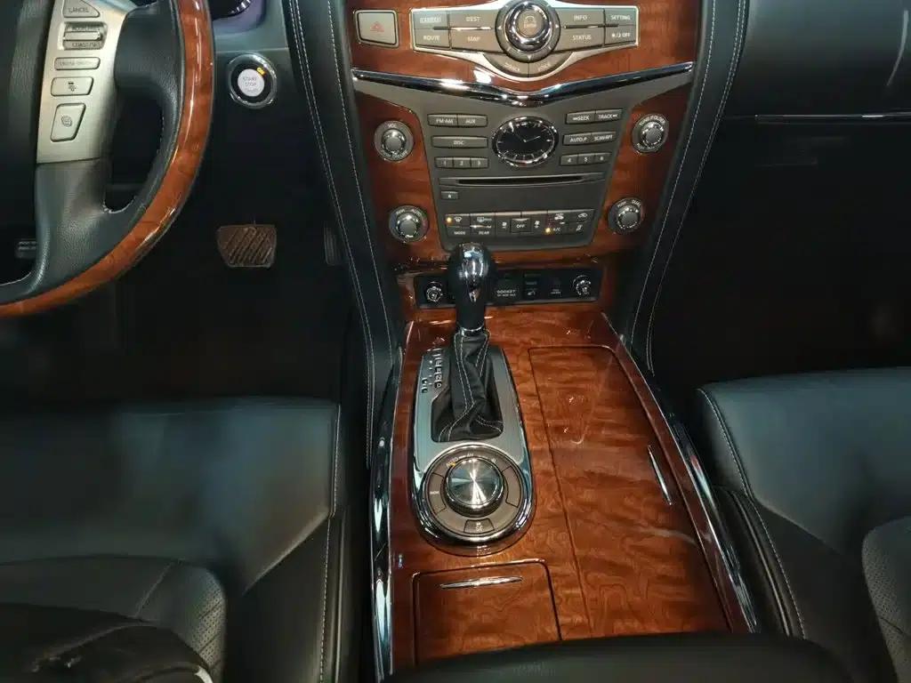 Infiniti QX80 2013 5.6L 4WD — миниатюра 14