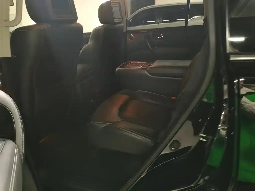 Infiniti QX80 2013 5.6L 4WD — миниатюра 17