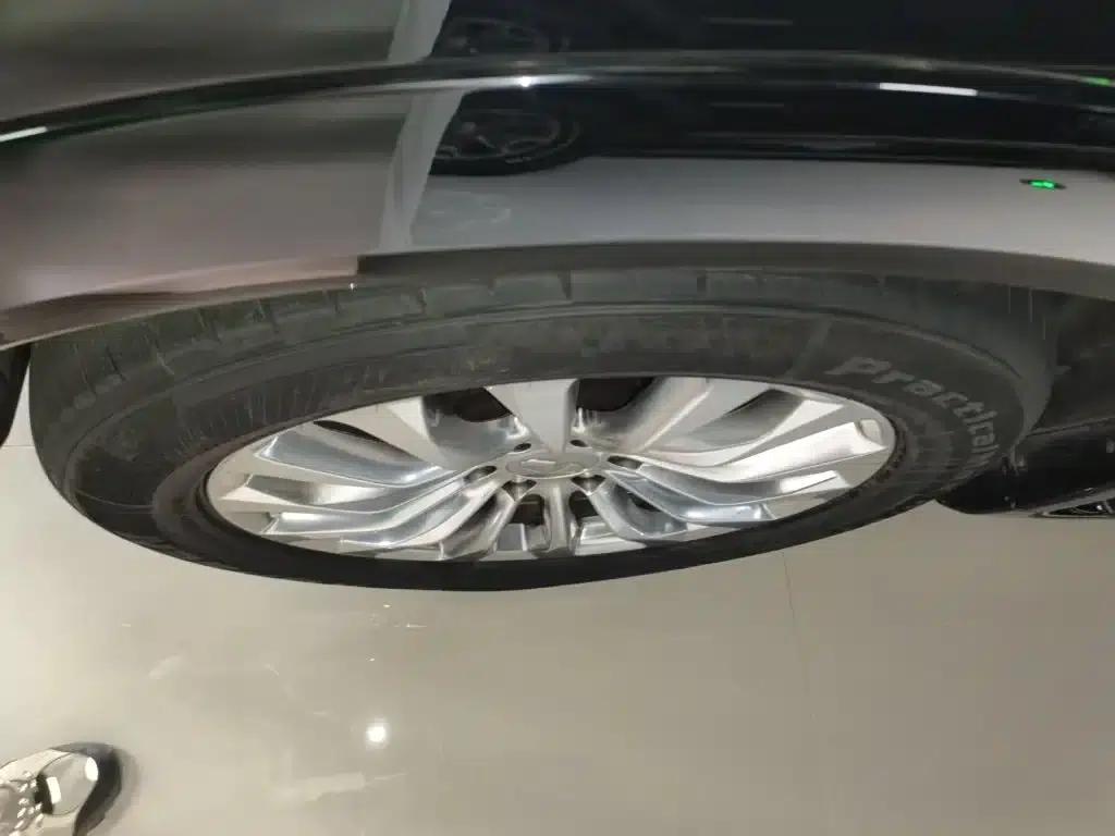 Infiniti QX80 2013 5.6L 4WD — миниатюра 23