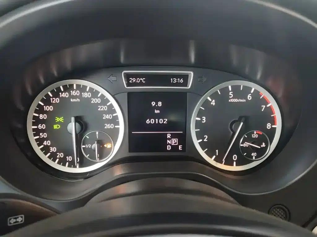 Infiniti QX30 2017 2.0T AWD Fashion Edition — миниатюра 12