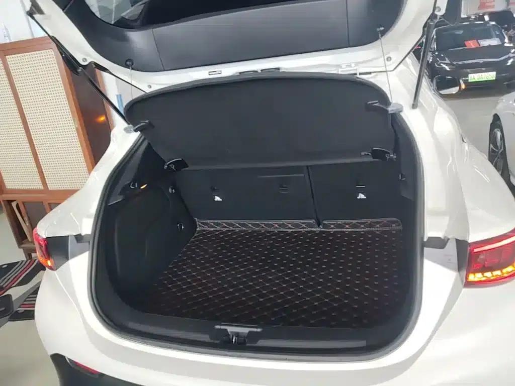 Infiniti QX30 2017 2.0T AWD Fashion Edition — миниатюра 19