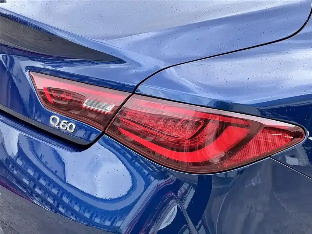 Infiniti Q60 2017 2.0T Luxury Edition — миниатюра 7