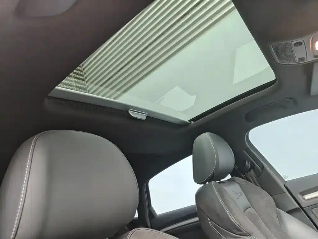Audi S3 2015 Model S3 2.0T Limousine — миниатюра 11